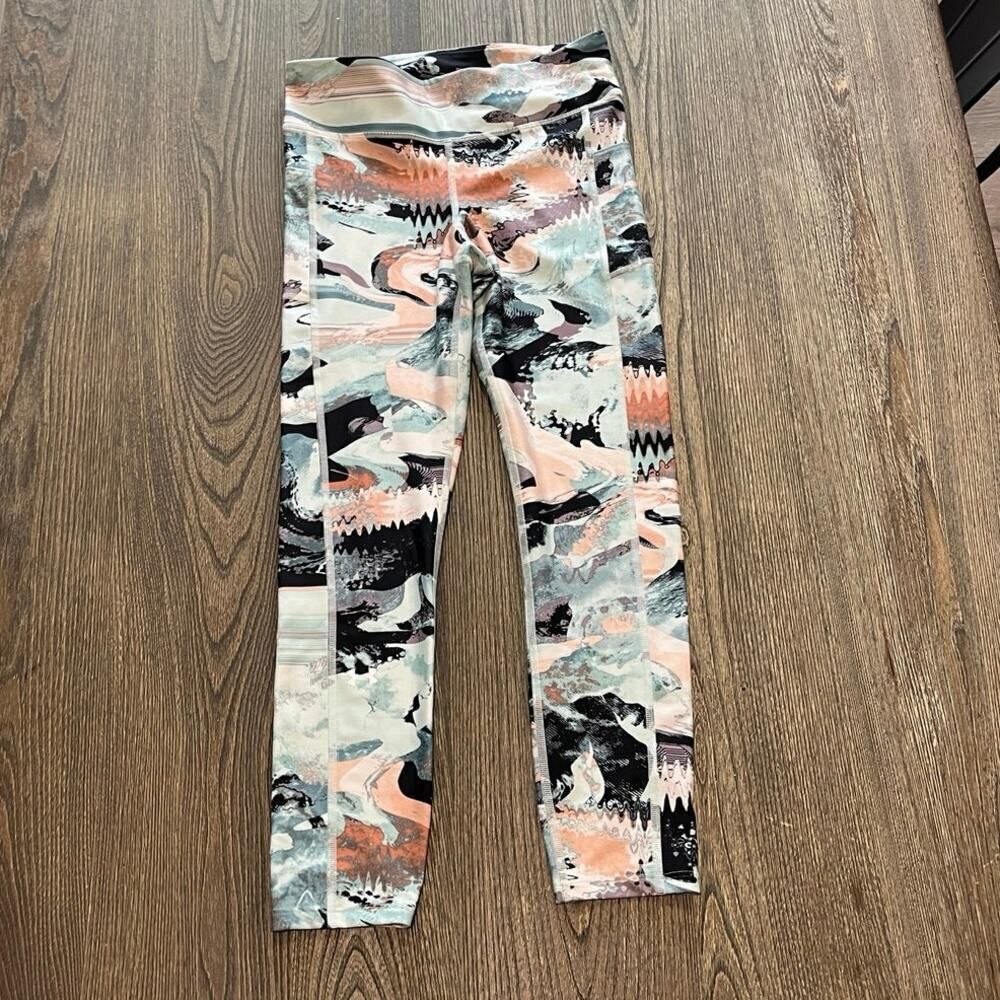 Under Armour HeatGear Printed Ankle Crop Leggings High-Rise Multicolor Size M